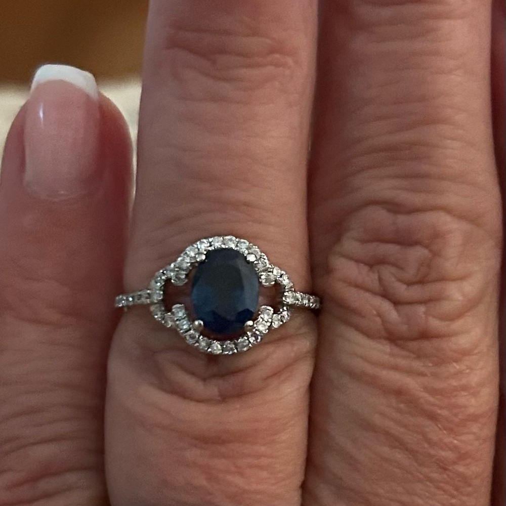 Natural Sapphire and Diamonds 18k White Gold - Picture 5 of 15